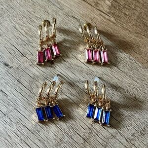 🎀2Pk Gold Tone Fashion Earrings in sparkling pretty pink & vivid blue!